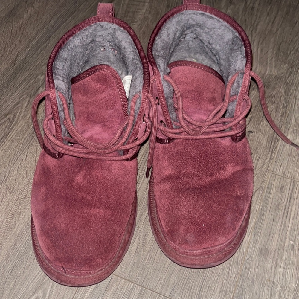 Mens Maroon Uggs